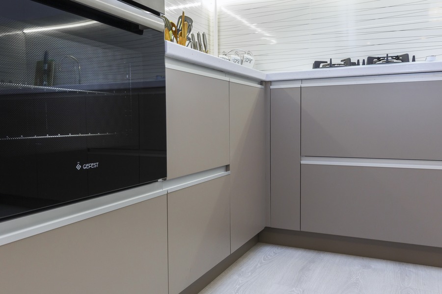 Белый кухонный гарнитур-Кухня МДФ в ПВХ «Модель 9»-фото6