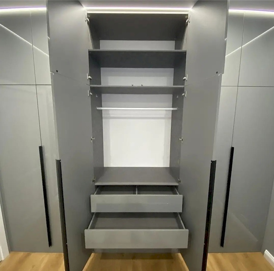 Встроенные шкафы-Встроенный распашной шкаф на заказ «Модель 20»-фото8